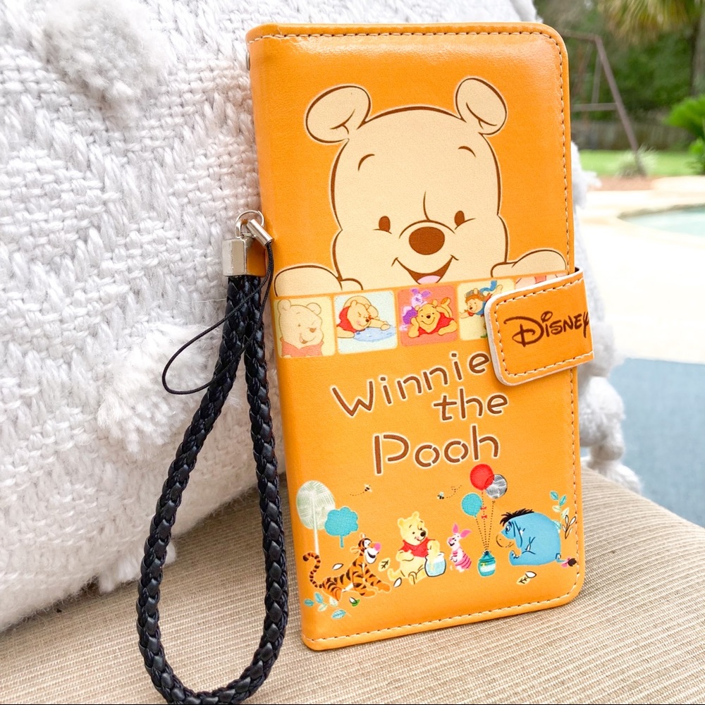 Winnie the Pooh iPhone 11 Pro Max wallet case 🍯